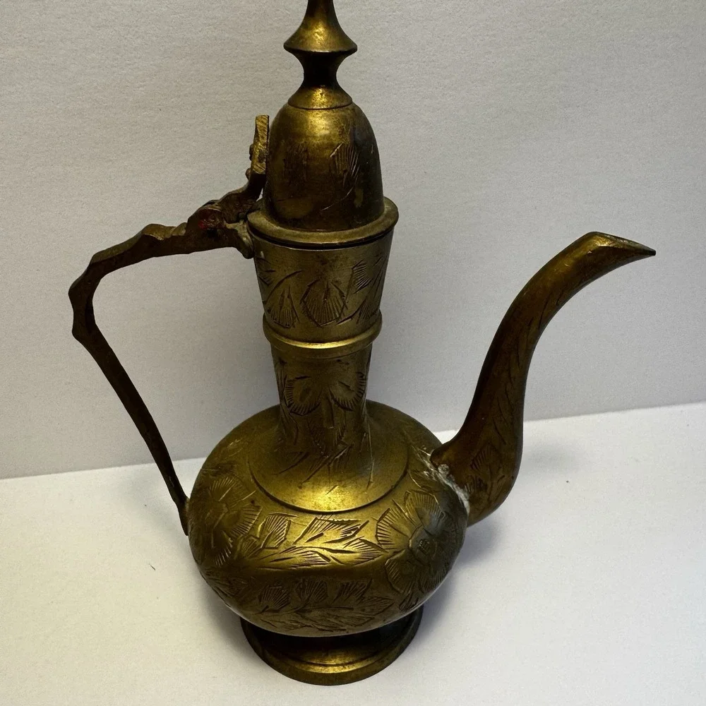 Vintage Mini‎ Brass Genie Oil Pitcher Etched Lid Decanter 6